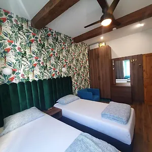  Accommodatie bij particulieren Luxurio With Baths