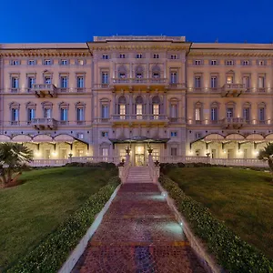 Gh Palazzo & מלון